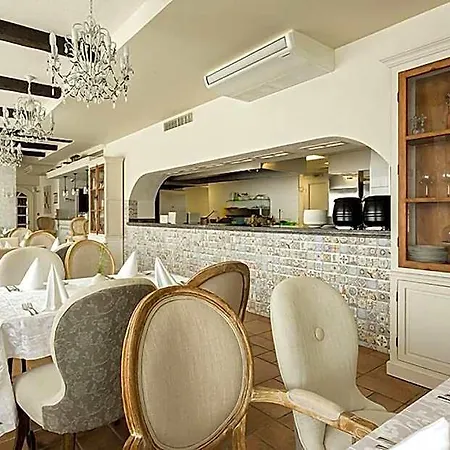 Therma Eco Village 酒店
